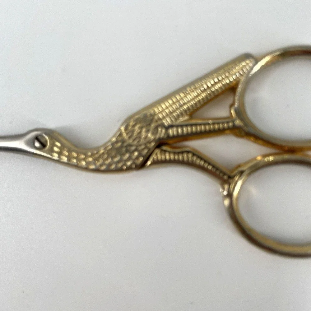 Vintage Gold-Toned Stork Shaped Embroidery Scissors Italy Sewing Small Sharp